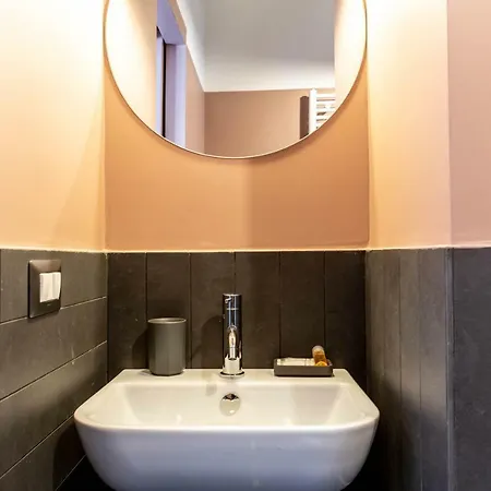 Modo & 게스트하우스 로마